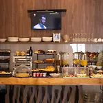 C'est La Vie Boutik Swieqi Hotel