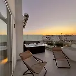 C'est La Vie Boutik Swieqi 4*