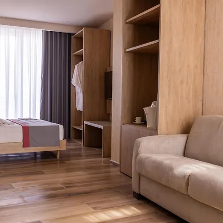 C'est La Vie Boutik Swieqi Hotel 4*