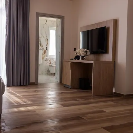 Hotel C'est La Vie Boutik Swieqi