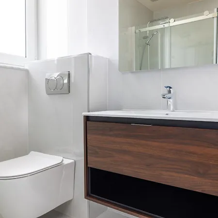 C'est La Vie Boutik Swieqi Is-Swieqi