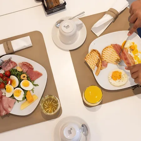 C'est La Vie Boutik Swieqi Hotel Is-Swieqi