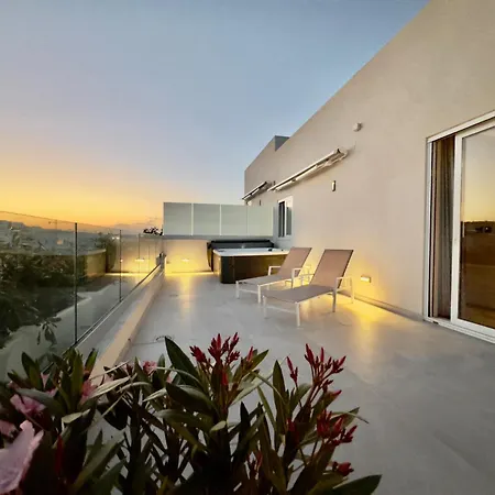 C'est La Vie Boutik Swieqi 4*