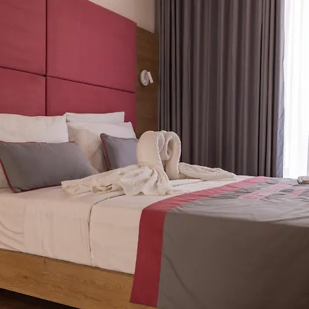 C'est La Vie Boutik Swieqi 4* Is-Swieqi
