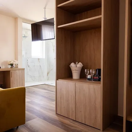 C'est La Vie Boutik Swieqi Ξενοδοχείο 4*