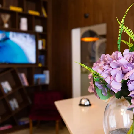 C'est La Vie Boutik Swieqi 4* Is-Swieqi