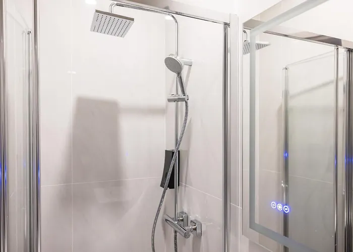 Otel C'est La Vie Boutik Swieqi