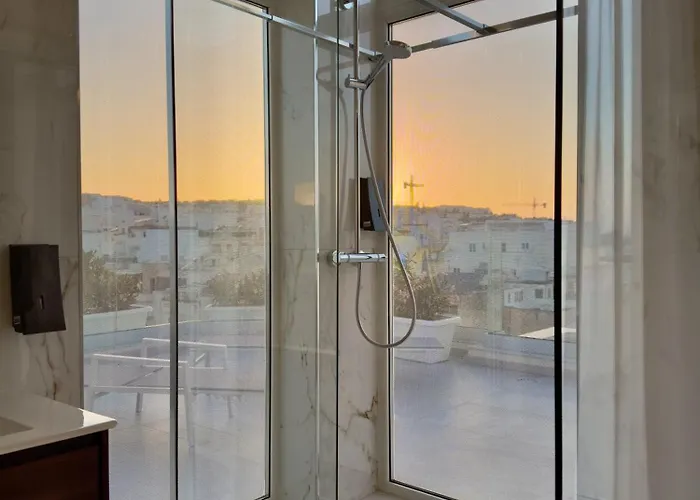 C'est La Vie Boutik Swieqi 4* Is-Swieqi