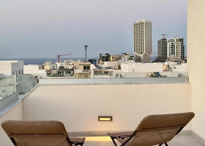 C'est La Vie Boutik Swieqi Hotel